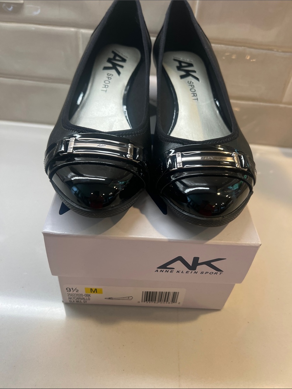 Anne Klein Women's Black Slip-On Wedge with Metallic Accent NWT 9.5 - Picture 9 of 10